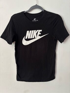 Black Nike T-Shirt